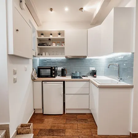 Saint's Alley Holiday home